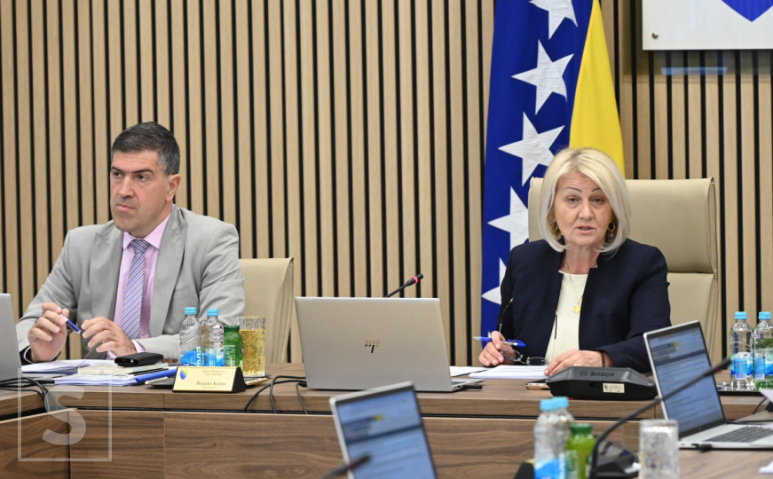 Vijeće ministara BiH: Na narednoj sjednici raspravljat ćemo o problemima prijevoznika