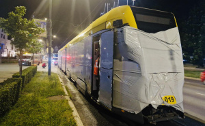 Još šest do cilja: U Sarajevo stigao 19. Stadler tramvaj