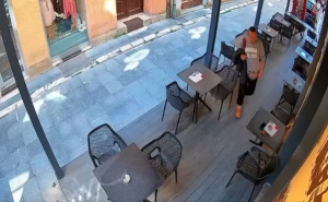Ukrao mobitel u Sarajevu: Prepoznajete li lopova sa snimka?