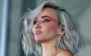 Lights - CLINGY