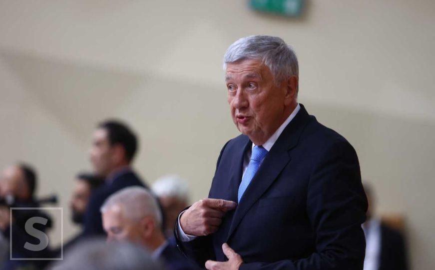 Radmanović potvrdio: SNSD ne prima sredstva iz budžeta svih nivoa vlasti u BiH