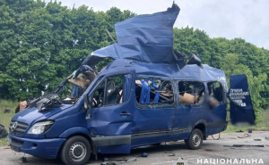 Rusija nastavlja napade i nakon pregovora: Pogođen putnički autobus u Ukrajini, ima mrtvih