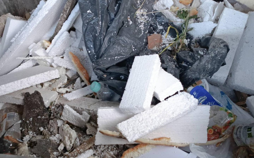 KJKP RAD objavio sramotne fotografije: Neodgovorni građani nepropisno odlažu otpad u Sarajevu