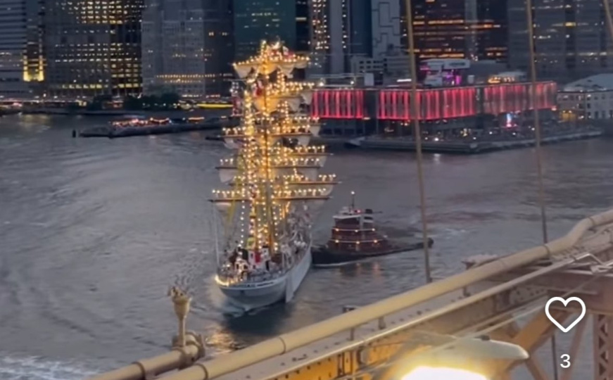 Brod udario u most u New Yorku, ima povrijeđenih. Snimljen trenutak nesreće, pogledajte