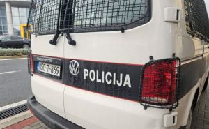 Akcija u Neumu: Policija pronašla veću količinu droge i oružja, uhapšene 4 osobe