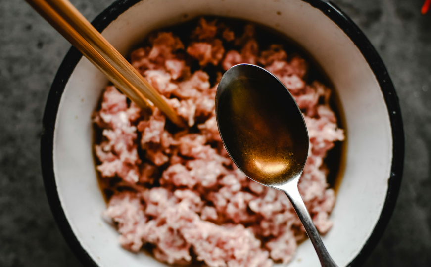 Uvijek dodajte ovaj sastojak u mljeveno meso: Jelo će biti znatno sočnije i ukusnije