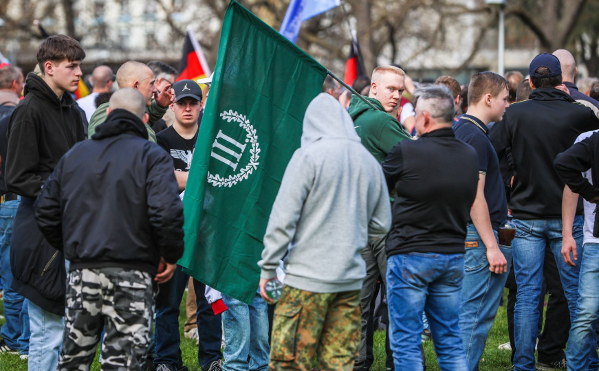 Ekstremna desnica jača u Njemačkoj, stručnjaci upozoravaju: Mladi spremni za nasilje