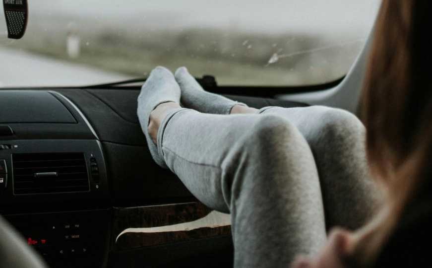 Imate mučninu tokom vožnje? Stručnjaci otkrivaju koji trikovi vam mogu pomoći