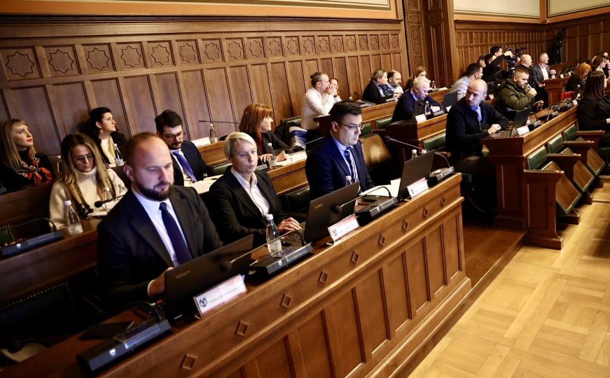 Potvrđeno za Radiosarajevo.ba: Ovo su imena kandidata za gradonačelnika Sarajeva i zamjenika