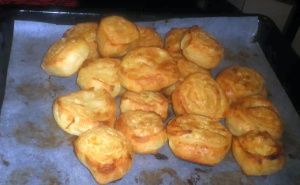 Jednostavno, brzo i jeftino: Recept za pitice sa sirom