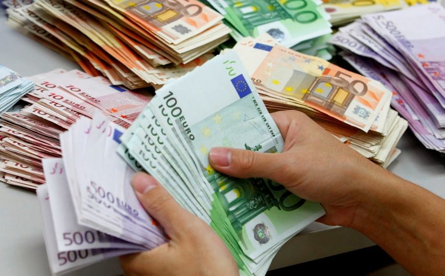 Plaće u Europi: Gdje se živi od 4.500 eura, a gdje se preživljava s 400?