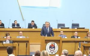 Dodik traži slamku spasa, nudi dogovor međunarodnoj zajednici: 'Evo vam minerali, dajte nam slobodu'