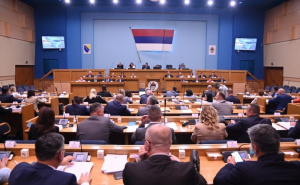 Nakon govora, obustava: NSRS usvojila Prijedlog zakona o finansiranju političkih organizacija