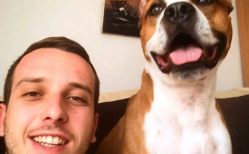 Benjamin (26) iz Sarajeva nas treba: Dobri ljudi, telefon u ruke. Da Mali Njobe pobijedi rak