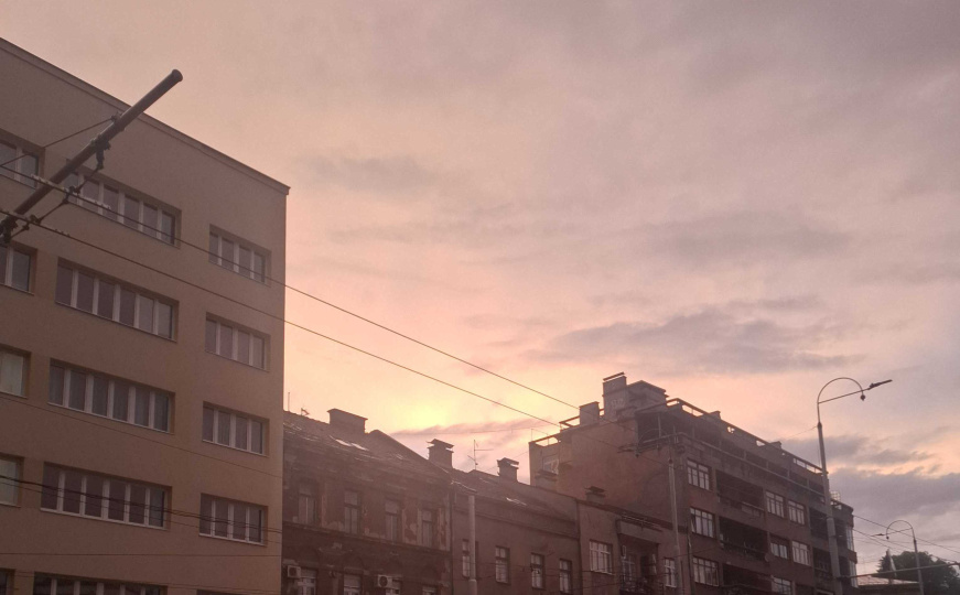 Sarajevo poslije kiše: Nevjerovatna igra svjetla i oblaka koja ostavlja bez daha