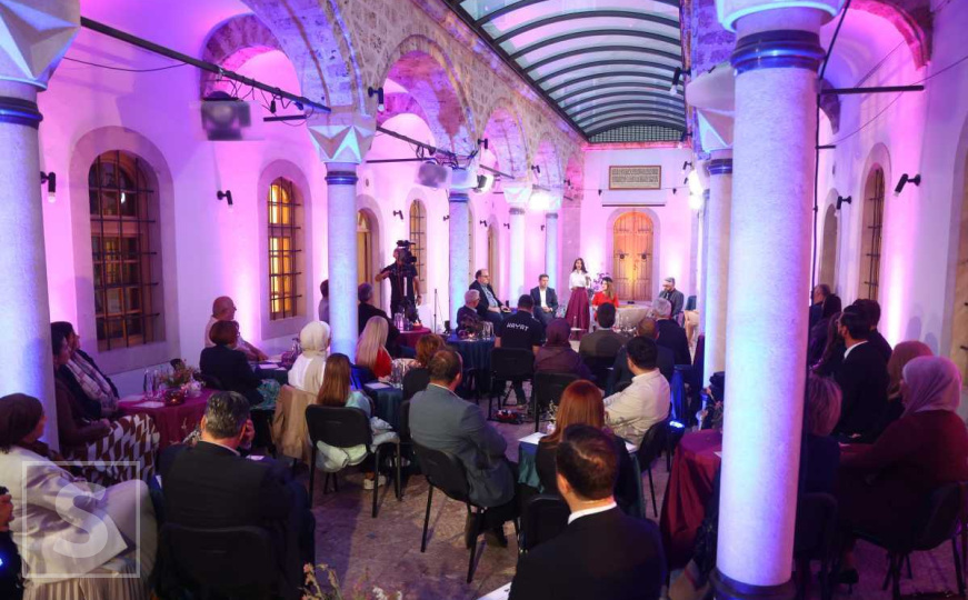 Dva stiha kao jedan: Održana književna večer 'Shirazi i Goethe - Istok na Zapadu' u Sarajevu