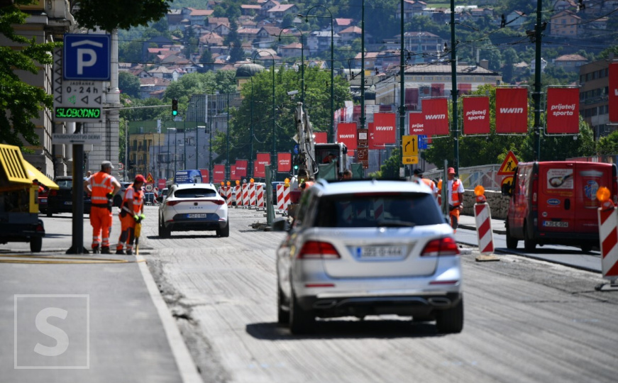 Vozači, oprez: Danas počinju radovi u centru Sarajeva, saobraćajnica zatvorena za vikend