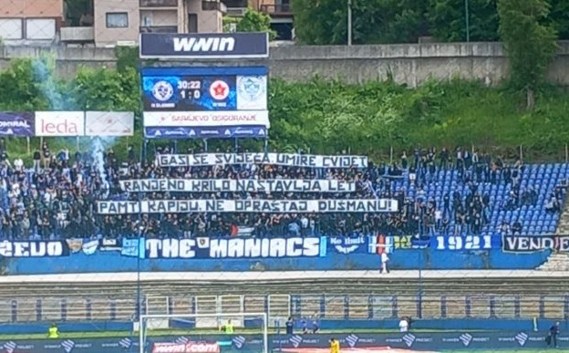 Snažna poruka Manijaka na Grbavici: 'Pamti Kapiju, ne opraštaj dušmanu'