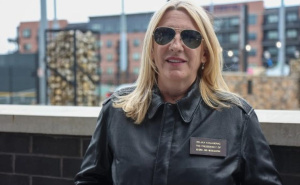 Top Gun verzija Željke Cvijanović: Zahvalila se Amerikancima na poklonu koji je dobila u Daytonu