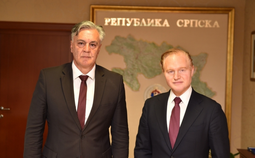 Dodikova kuhinja laži: Predstavili čovjeka kao "izaslanika vlade SAD", a sad se doznala istina