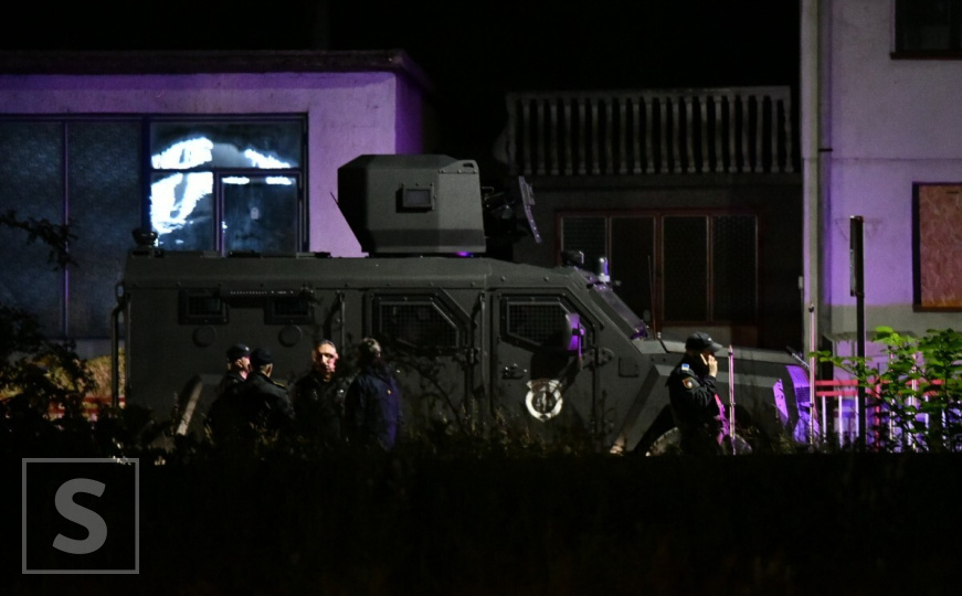 Sukob migranata: Patrole diljem Sarajeva nakon pucnjave, pogledajte fotografije iz Blažuja