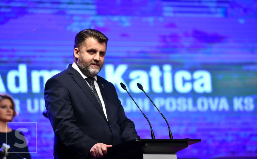 Admir Katica odgovorio građanima: Evo šta (ne) smijete raditi na autobuskim stajalištima