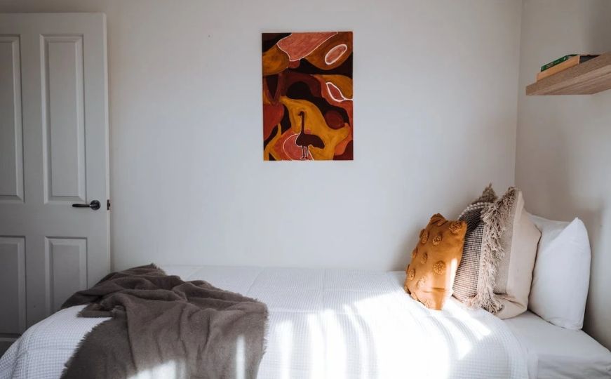 Zatvarate li vrata spavaće sobe prije spavanja? Psiholozi otkrivaju značenje ove navike