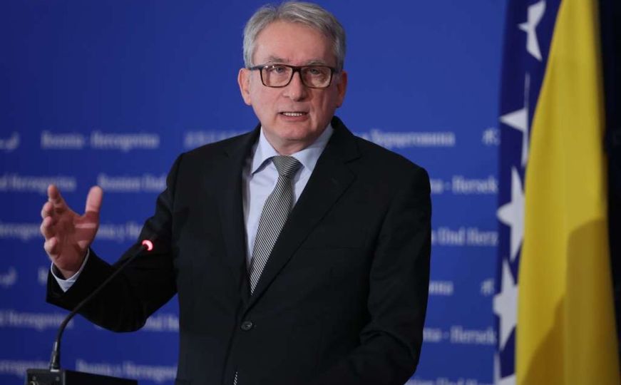 Mladen Bosić: "Sistem u BiH je pod kontrolom moćnika, politički karteli izvlače milione iz budžeta"