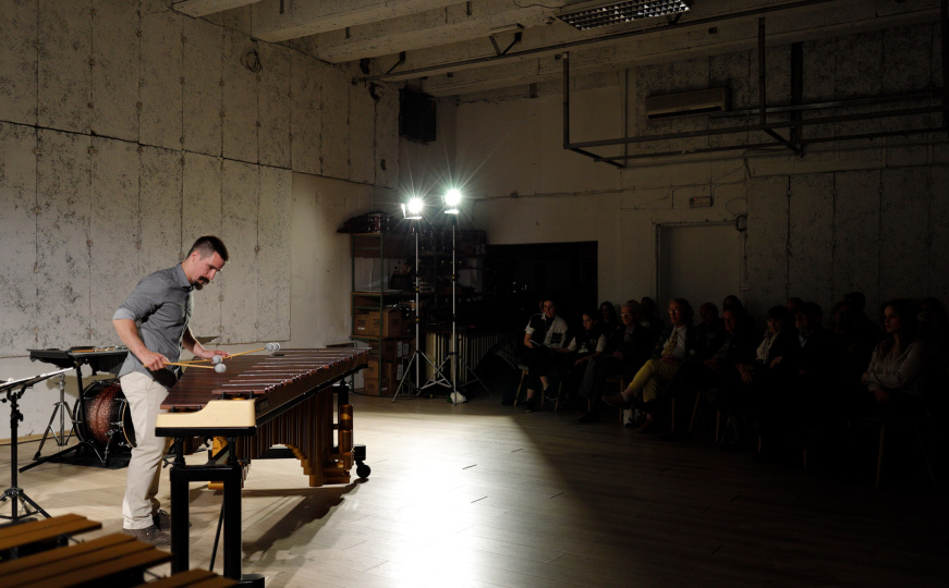 Od Friedmana do Cartera: Solistički recital Darija Kosa oduševio publiku na Muzičkoj akademiji UNSA