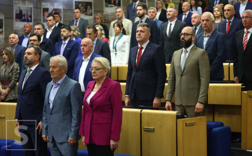 Burno na sjednici Parlamenta: 'Tražimo informacije o epidemiji leptospiroze, sve je više zaraženih'