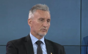 Kemal Ademović objasnio zašto je napustio sjednicu: "Neće nas niko maltretirati"