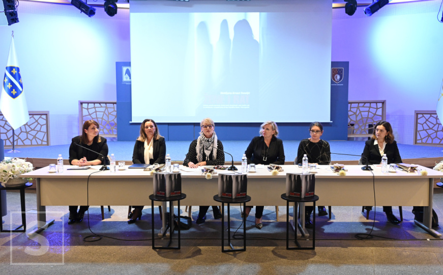 Promovisana knjiga dr. Meldijane Arnaut Haseljić o ratnim zločinima nad pripadnicama Armije RBiH