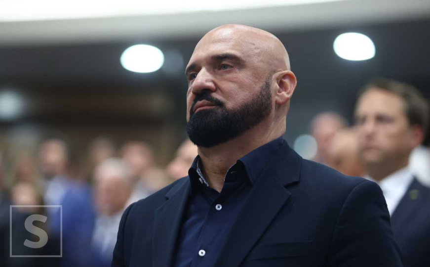 Isak: Dok separatisti udaraju na državu, probosanski političari svađaju se oko glodara u Sarajevu