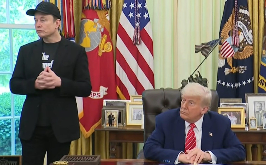 Kraj Muskovog angažmana u Bijeloj kući: Evo šta je dobio kao oproštajni poklon od Trumpa