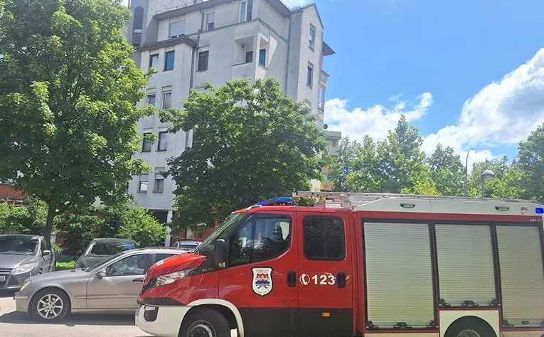 Pronađeno tijelo starije žene u stanu: Utvrđuje se uzrok smrti