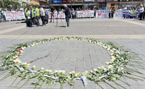 102 ruže umjesto spomenika mališanima kojih više nema: Prijedor odao počast ubijenoj djeci