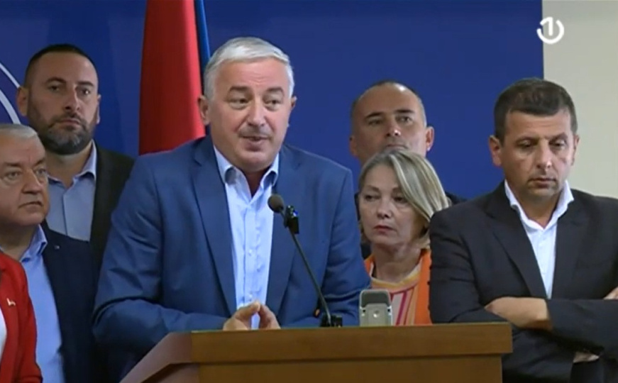 Odgovor na nerad vlasti u entitetu RS: Doznaje se kad pozicija predstavlja vladu iz sjene