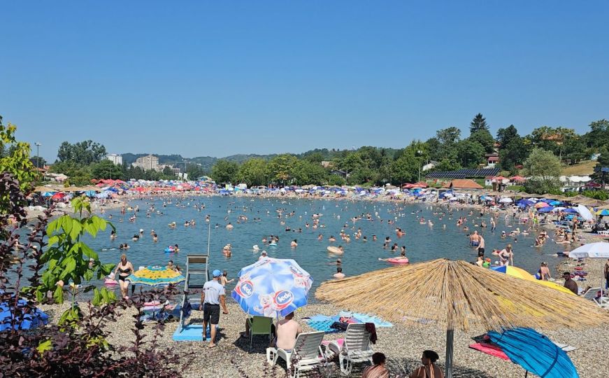 Počela ljetna sezona na Panonskim jezerima u Tuzli: Ovo su nove cijene ulaznica