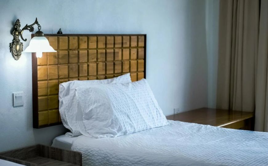 Postupak efikasnog pranja jastuka: Ne morate paliti veš mašinu
