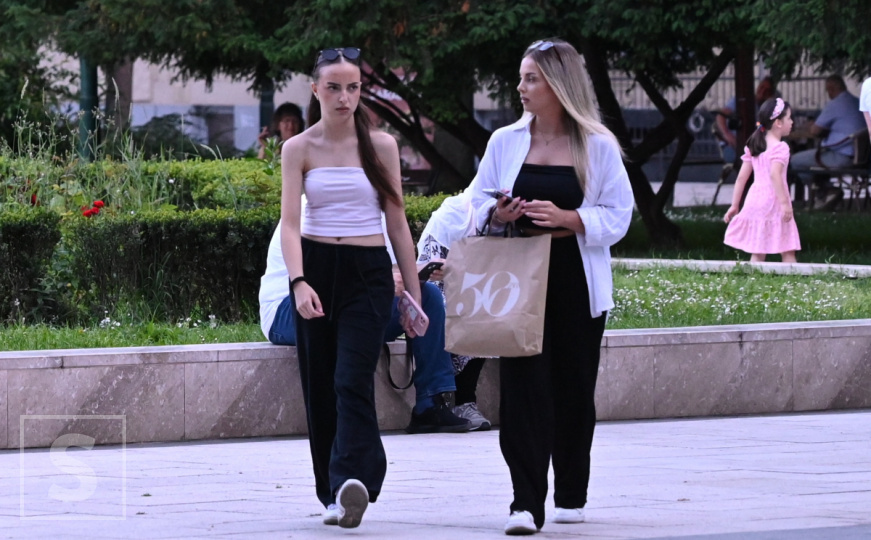 'Akšam' u glavnom gradu BiH: Ovako Sarajlije uživaju nakon radnog dana, evo šta smo zabilježili