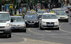 Zabrana zaustavljanja na stajalištima: Evo šta kažu sarajevski taksisti i ko najviše ispašta