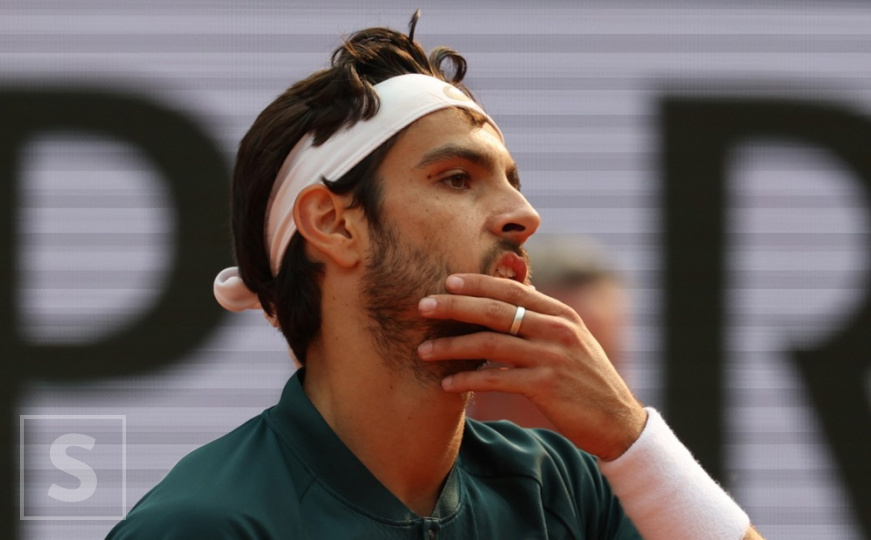 Kontroverza na Roland Garrosu: Musetti pogodio sutkinju, ali nije diskvalifikovan kao Đoković