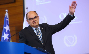 Schmidt se obratio nakon sjednice PIC-a: "Napadi na opozicione političare u RS su neprihvatljivi"