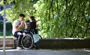 'Pakleno' u Sarajevu: Građani se okrepljuju na Vilsonovom šetalištu, pogledajte šta smo zabilježili
