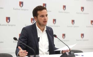 Javio se Nihad Uk: Dobro jutro SDA. Treba vremena da se očisti sve što ste godinama gurali pod tepih