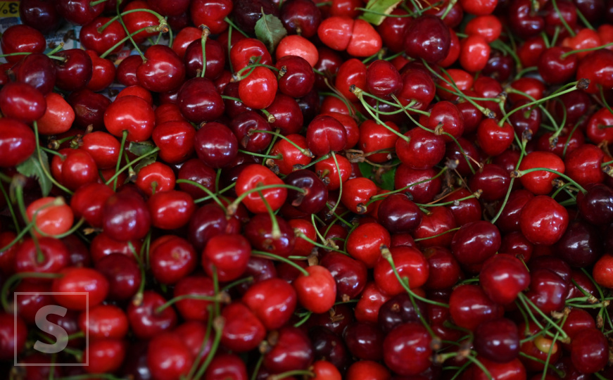 Kako otkriti krije li se crv u trešnji? Uz ovaj jednostavan trik nikada nećete pogriješiti