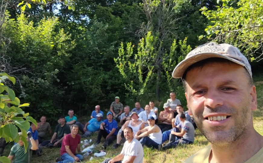 Priča iz BiH koja grije dušu: Narod iz sela Gorani priskočio u pomoć povrijeđenom komšiji
