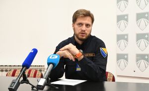 SDA: Pozivamo falsifikatora i srednjoškolca Čengića da se povuče s mjesta načelnika