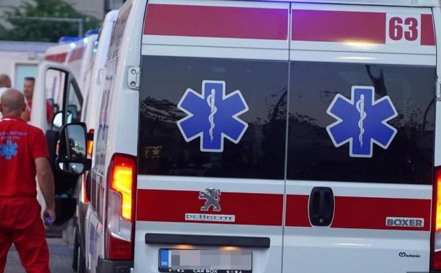 Rođena u pokretu: Mala Maša odlučila da na svijet dođe u sanitetu, usred autoputa