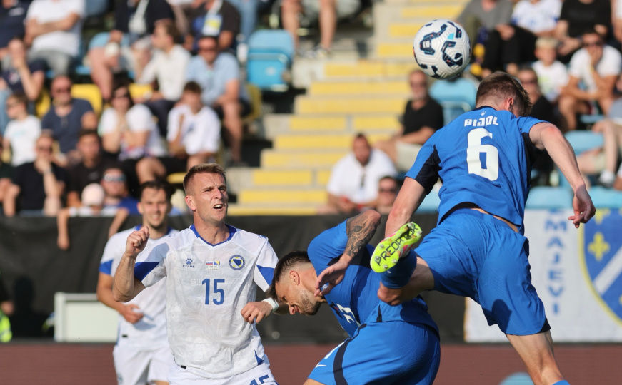 Uživo iz Celja s prijateljske utakmice: Slovenija - Bosna i Hercegovina 2:1